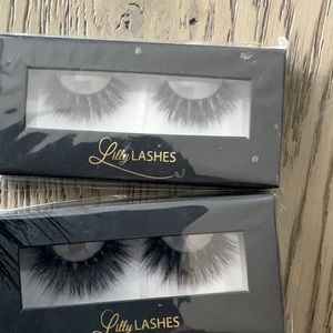 Lilly lashes